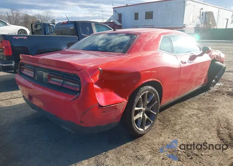 2022 Dodge Challenger Gt z USA, uszkodzony, nr VIN 2C3CDZJG6NH249587